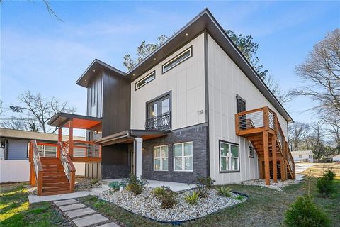 Photo of 2847 Forrest Hills Drive SW, Atlanta, GA 30315 (MLS # 7707092)