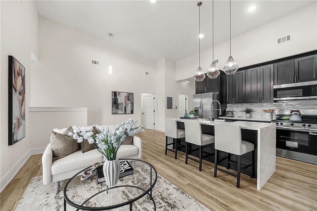 2847 Forrest Hills Drive SW