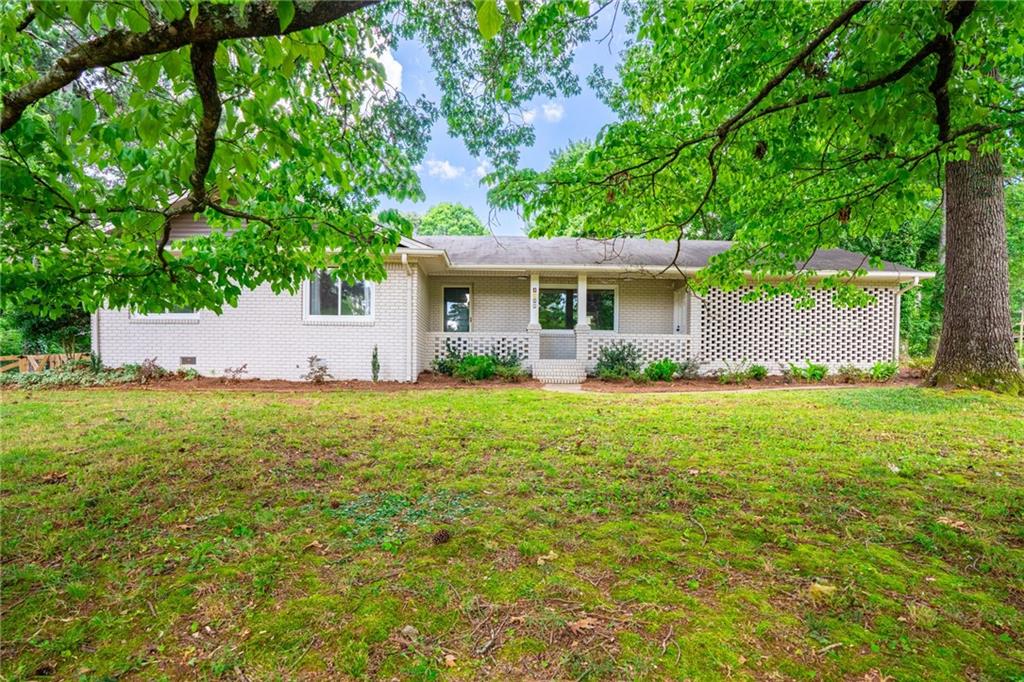 4306 Lake Forest Drive