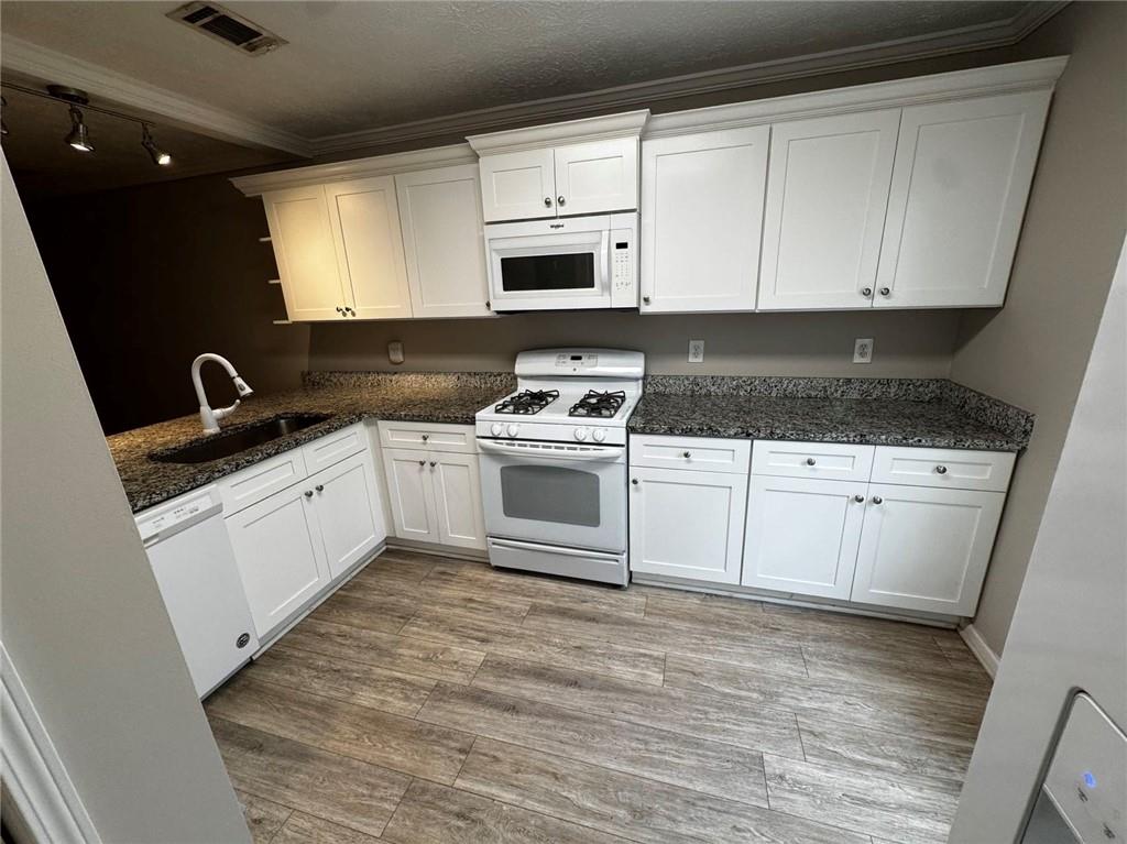 351 Oak Harbor Trail