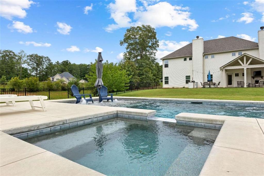 163 Senoia Oaks Way