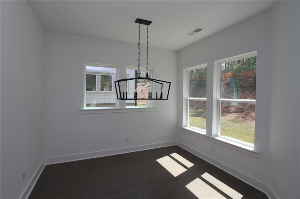 4445 Beechnut Circle, Cumming, Georgia image 8