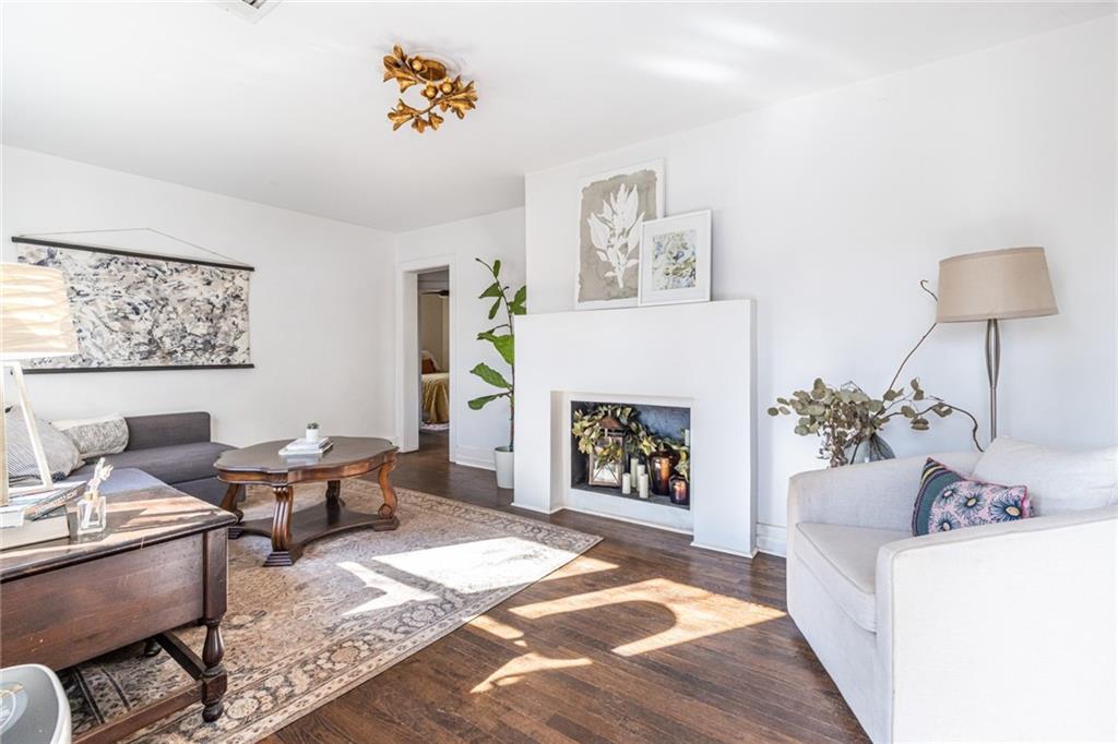 1072 Sanders Avenue SE