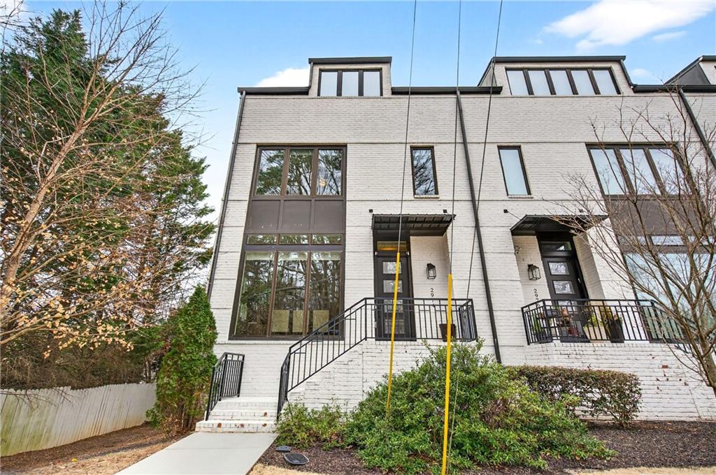 2974 Hermance Drive NE