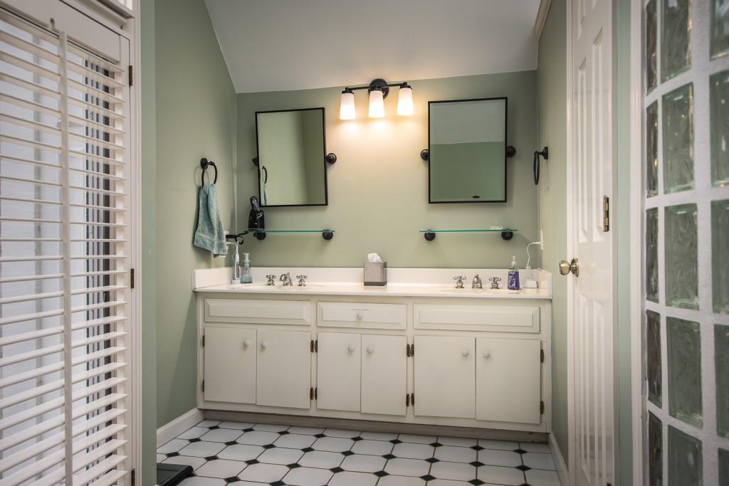 Byrnwyck - Residential Lease