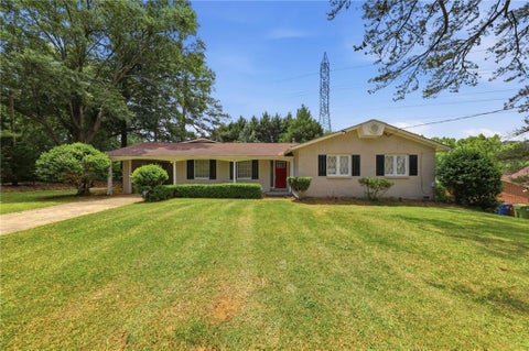 Homes For Sale - 3570 Hogan Road<br/> Atlanta, GA 30331