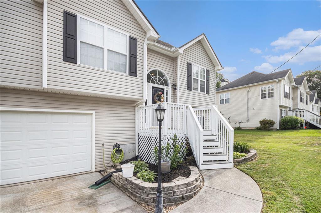 251 Hunt Club Circle, Temple, Georgia image 3