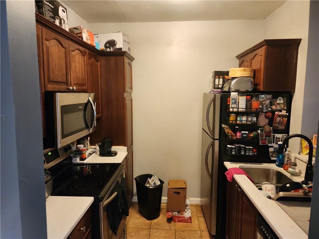 1105 River Green Drive NW