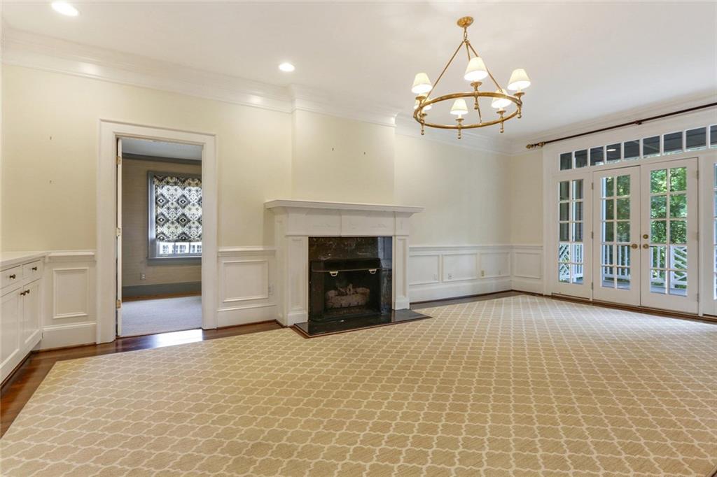 37 Montgomery Ferry Drive NE