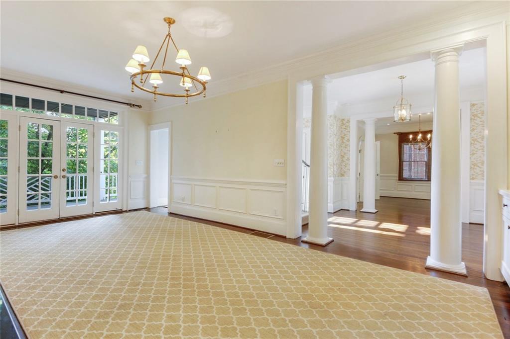 37 Montgomery Ferry Drive NE