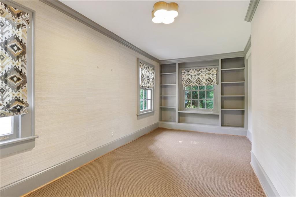 37 Montgomery Ferry Drive NE