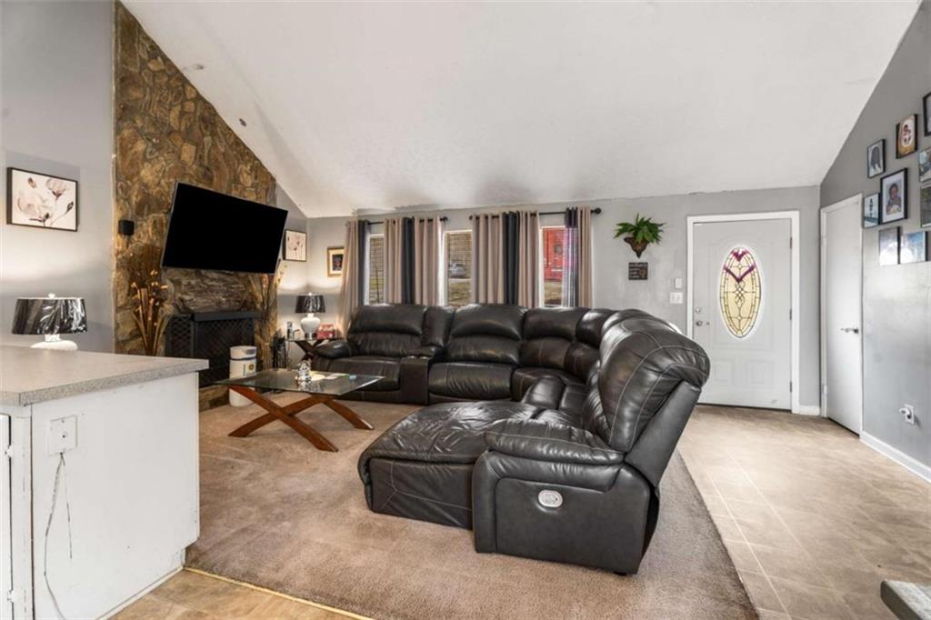 3747 Junior Lane