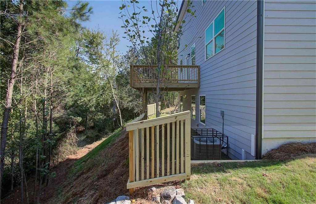 746 River Gardens Dr SE 746 River Gardens Dr SE