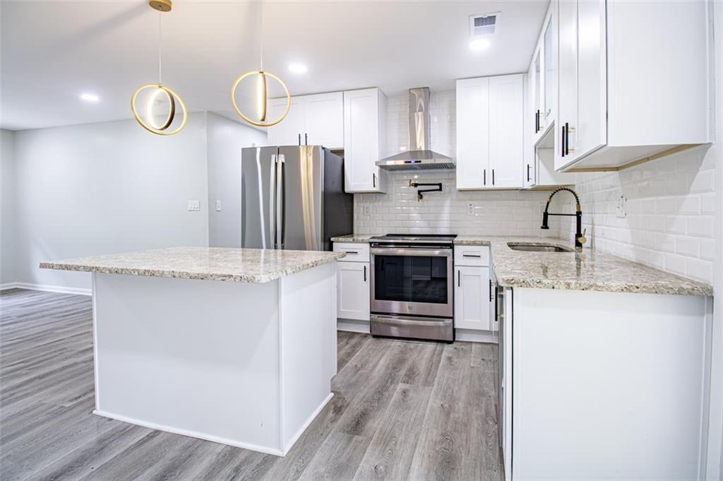 3699 Larkspur Terrace