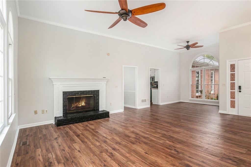 2705 Stratfield Drive