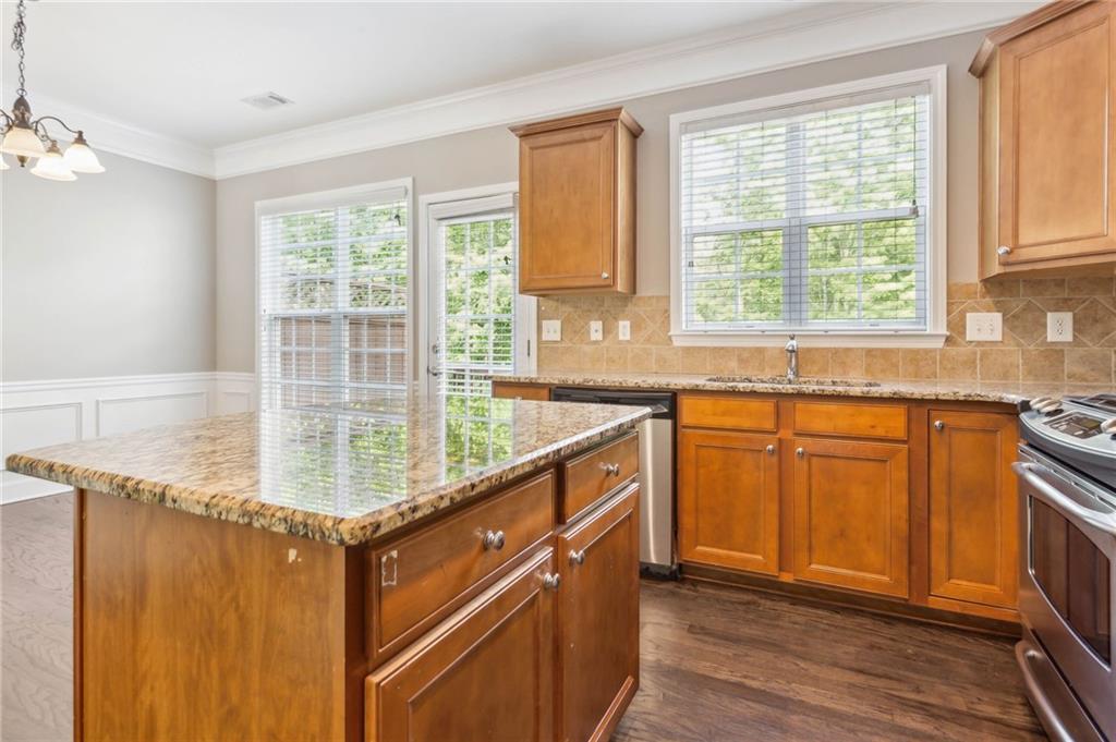 2252 Limehurst Drive, Atlanta, Georgia image 10