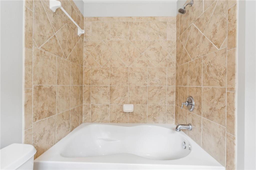 2252 Limehurst Drive, Atlanta, Georgia image 21