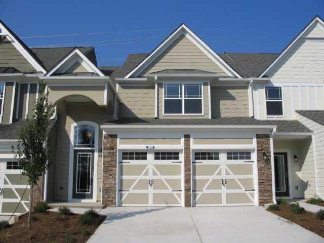 HD WD FLS N KITCH & PWDR RM, BAY WNDW N BKFST RM, FIREPLACE, BEAUTIFUL SPACIOUS HOME, HUGE CLOSETS, GENEROUS COUNTER & CABINET SPACE, MUST SEE!! GOING FAST - WON'T LAST! HURRY & VISIT, HERE TODAY - HOME TOMORROW!