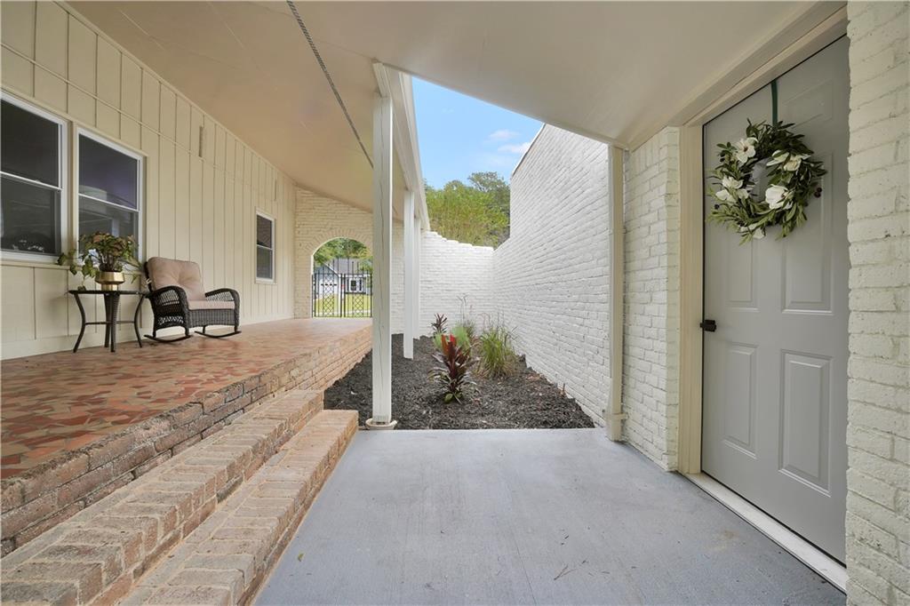 6403 Briarwood Court