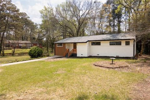 Photo of 2633 Yale Terrace, Decatur, GA 30032 (MLS # 7738130)