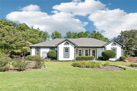 Homes For Sale - 5241 Lockwood Lane<br/> Powder Springs, GA 30127