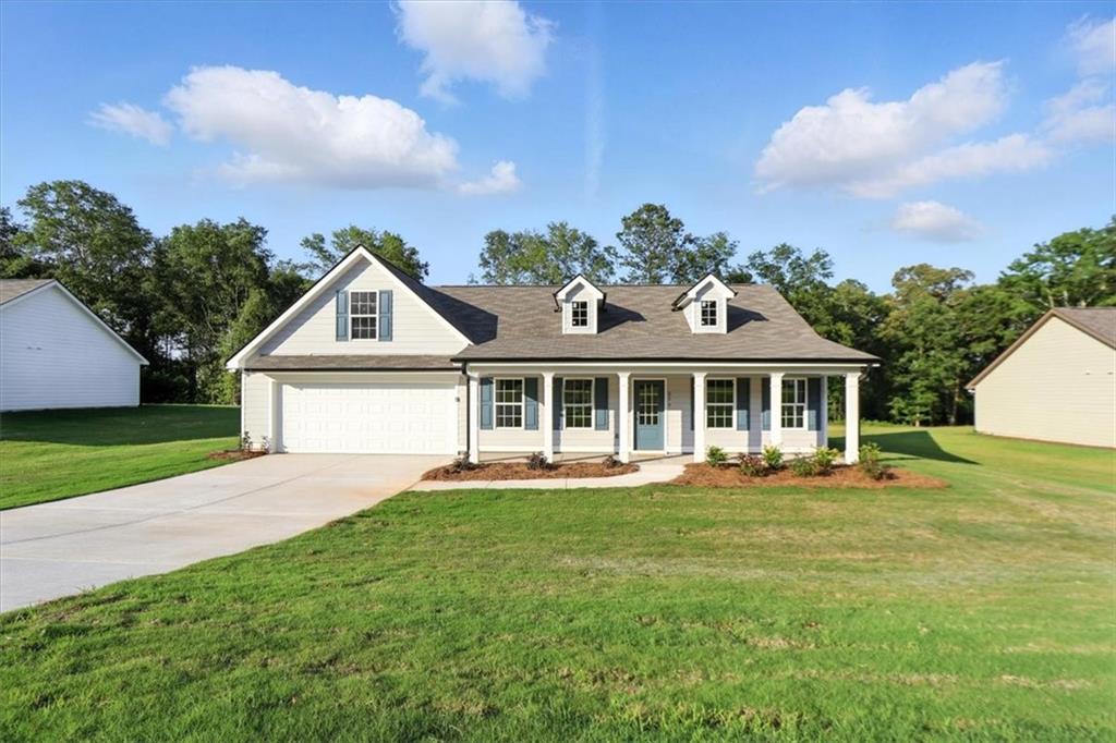 MOVE IN READY!! BEAUTIFUL LOT!!! The Fairfield Model is a impressive 3 bedroom/2 full bath ranch home in the NEW Cedar Creek Crossing Subdivision just outside Hartwell city limits. Your guests will be WOWED the minute they walk into this charming home!! ? Property Highlights include, inviting open concept living area with natural light and warm finishes! Updated kitchen with modern appliances, ample cabinet space, large island, gorgeous quartz countertops, Primary suite with private bath and serene backyard views, Expansive yard ideal for gardening, entertaining, or simply relaxing, Quiet neighborhood with easy access to shopping, dining, and recreation! ?? Whether you're boating on Lake Hartwell, enjoying nearby hiking trails, or sipping coffee on your front porch, this home delivers the best of both worlds—tranquil country charm with city amenities just a short drive away. Don't miss your chance to own this picture-perfect ranch in one of Georgia’s most sought-after lake communities! LOCATION LOCATION !!! Lake Hartwell with a boat ramp is less than 2 miles away! CALL TO FIND OUT ABOUT OUR $7,000 CLSOING COSTS INCENTIVE WITH PREFERRED LENDER
