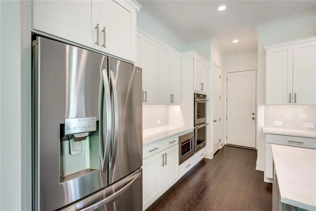 Alpharetta, Georgia 30009, United States, 4 Bedrooms Bedrooms, ,4 BathroomsBathrooms,Residential,Active,94534