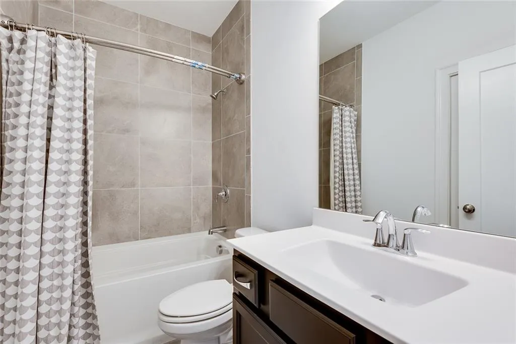 Alpharetta, Georgia 30009, United States, 4 Bedrooms Bedrooms, ,4 BathroomsBathrooms,Residential,Active,94534