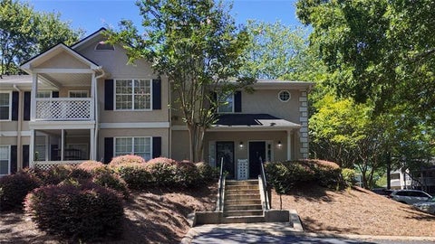 Condo For Sale - 904 Peachtree Forest Terrace<br/> Peachtree Corners, GA 30092