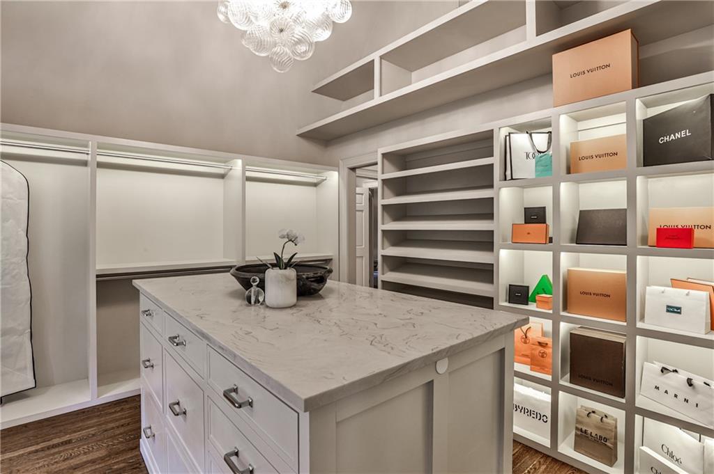 BUCKHEAD - Residential
