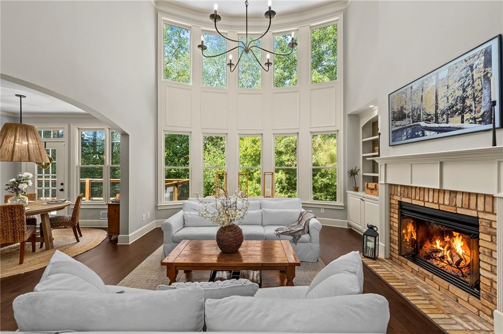 402 Greyfield Drive