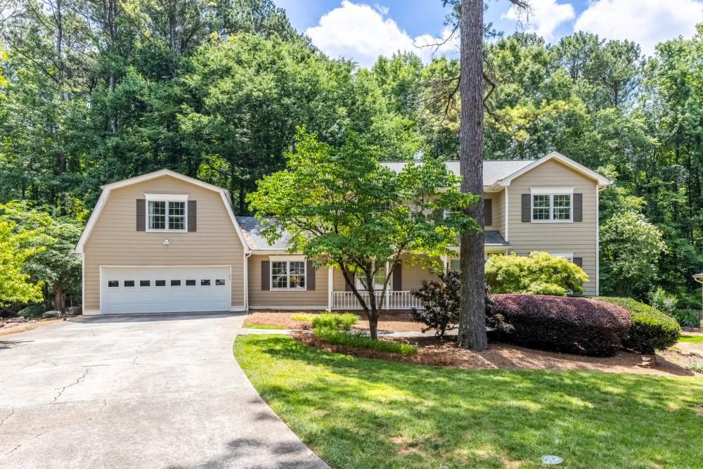 1025 Foxfire Drive