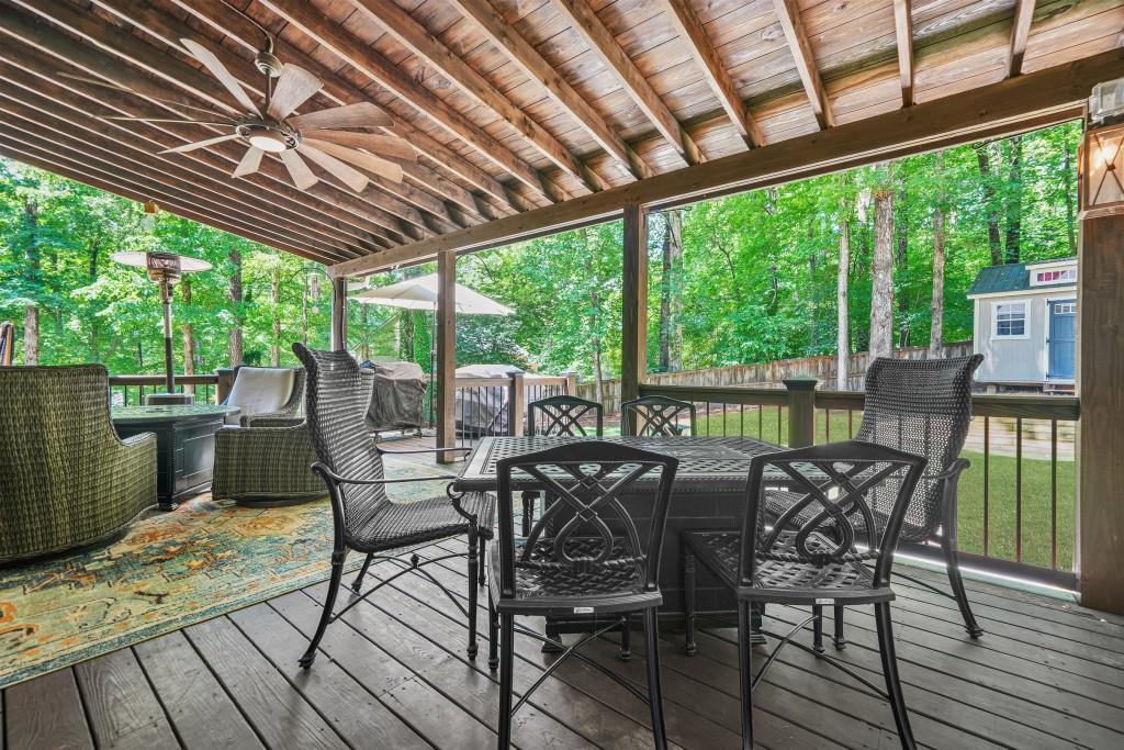 3870 Windhurst Drive, Lilburn, Georgia image 28