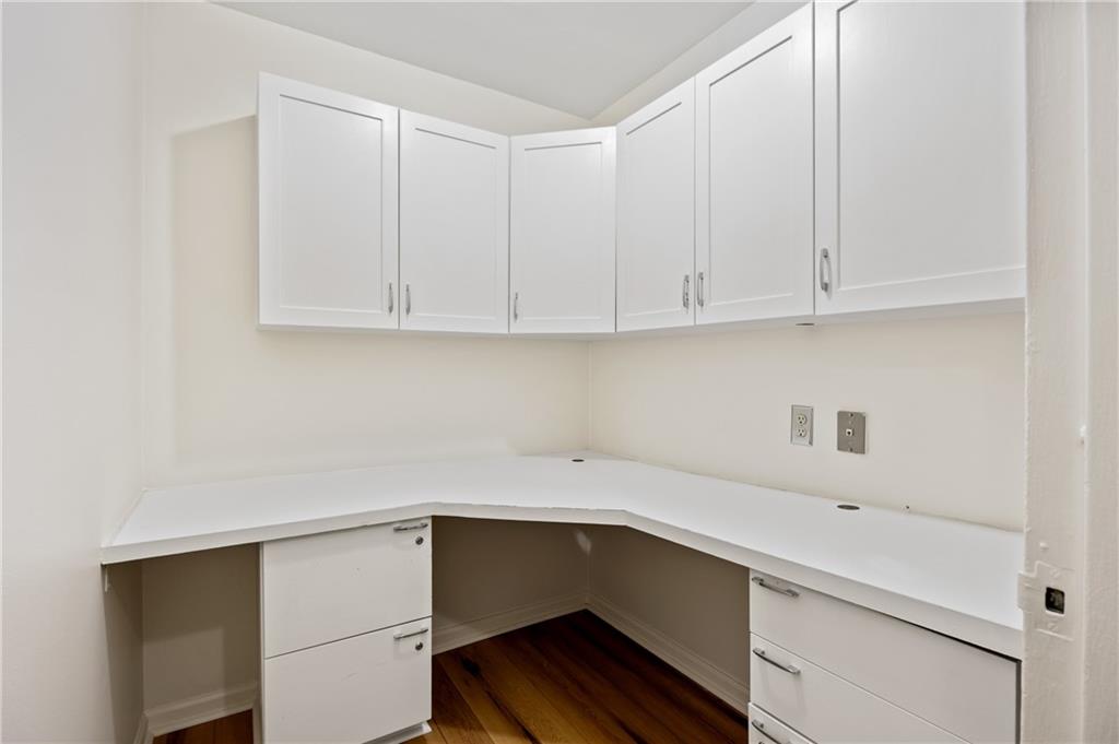 Windsor Over Peachtree - Residential