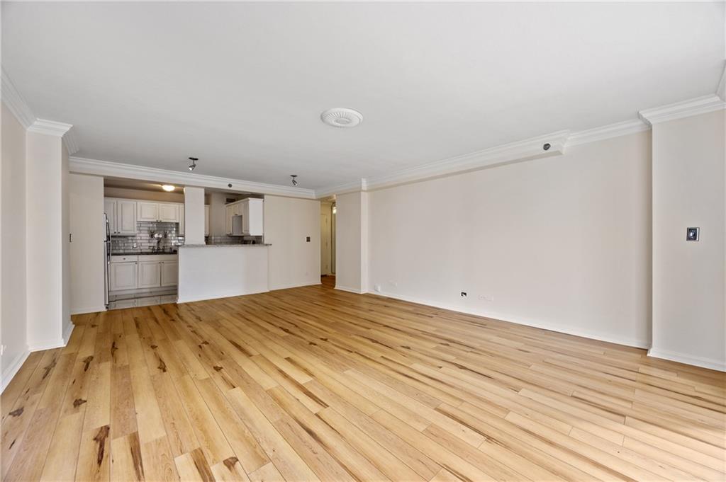 Windsor Over Peachtree - Residential