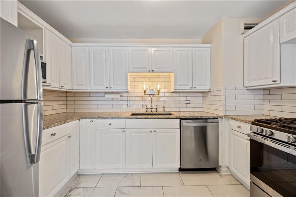 Windsor Over Peachtree - Residential