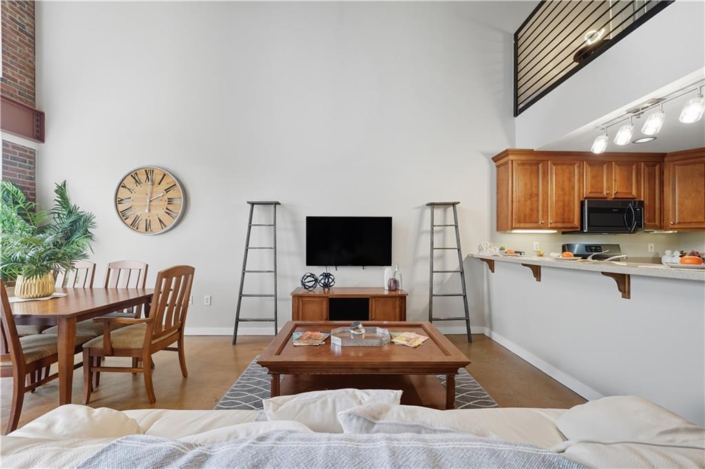 1133 Church Street SE 2