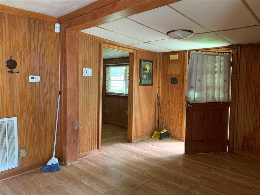 2712 Maple Road