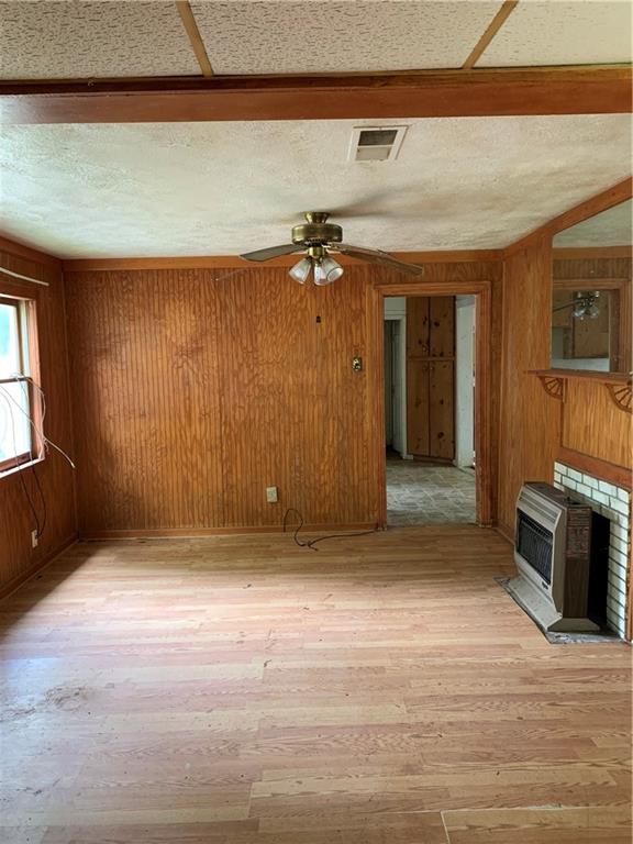 2712 Maple Road