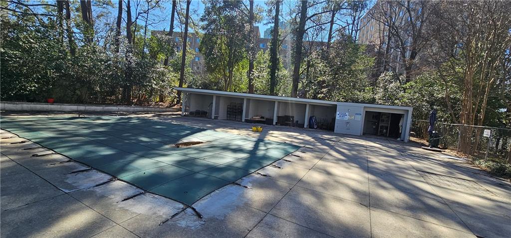Slaton Manor - Residential