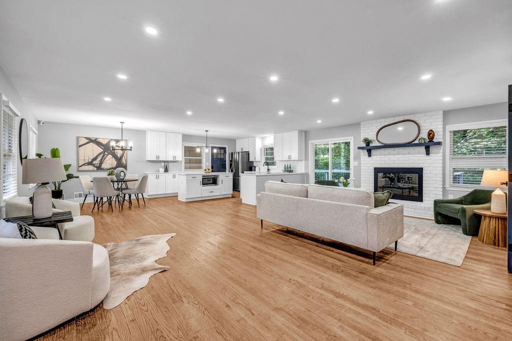 2921 Country Squire Lane
