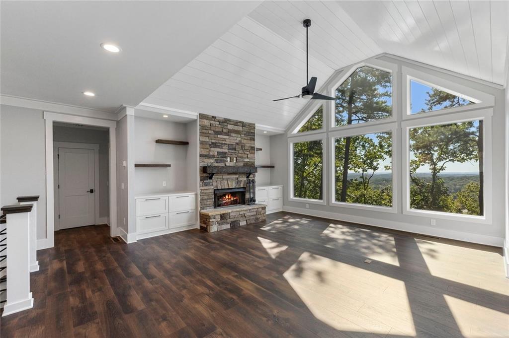455 Highland Trail