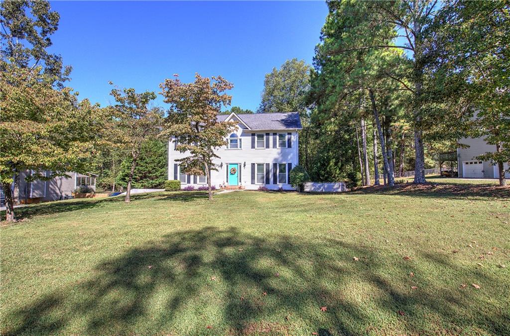 186 Charles Drive NE