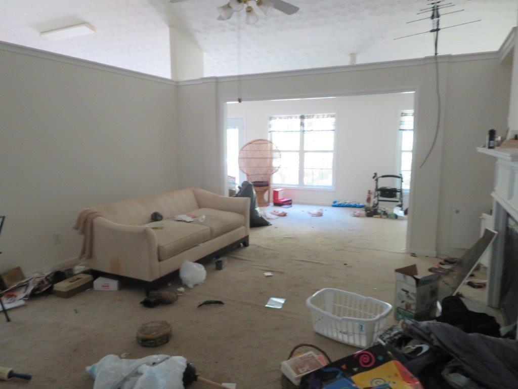 3182 Mckinley Court