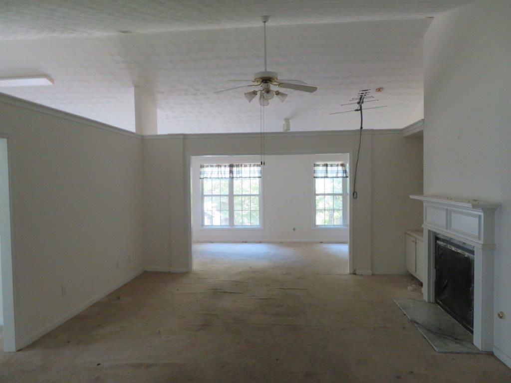 3182 Mckinley Court