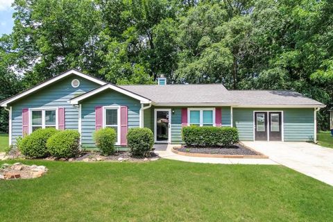 A home in Mcdonough