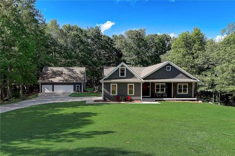 A home in Pendergrass