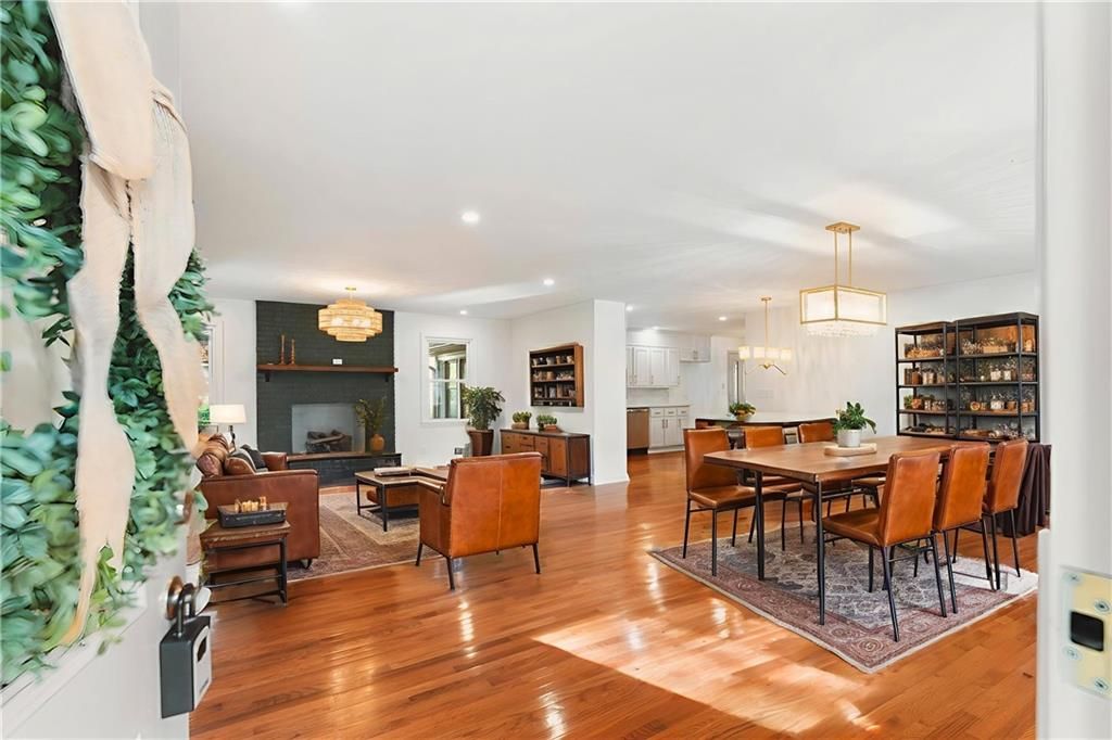 Photo of 704 S Bartow Street, Cartersville, GA 30120 (MLS # 7704460)