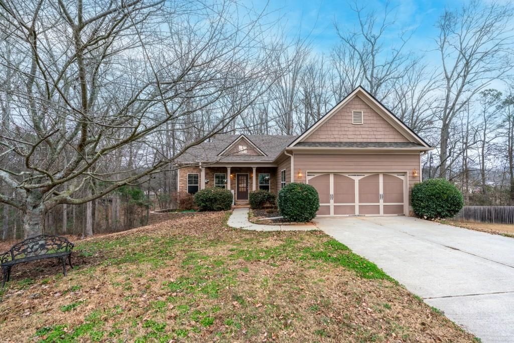 Photo of 53 Bobbin Court, Jefferson, GA 30549 (MLS # 7704237)