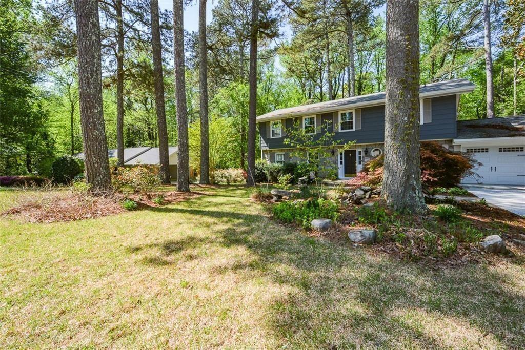 4400 Huntington Circle